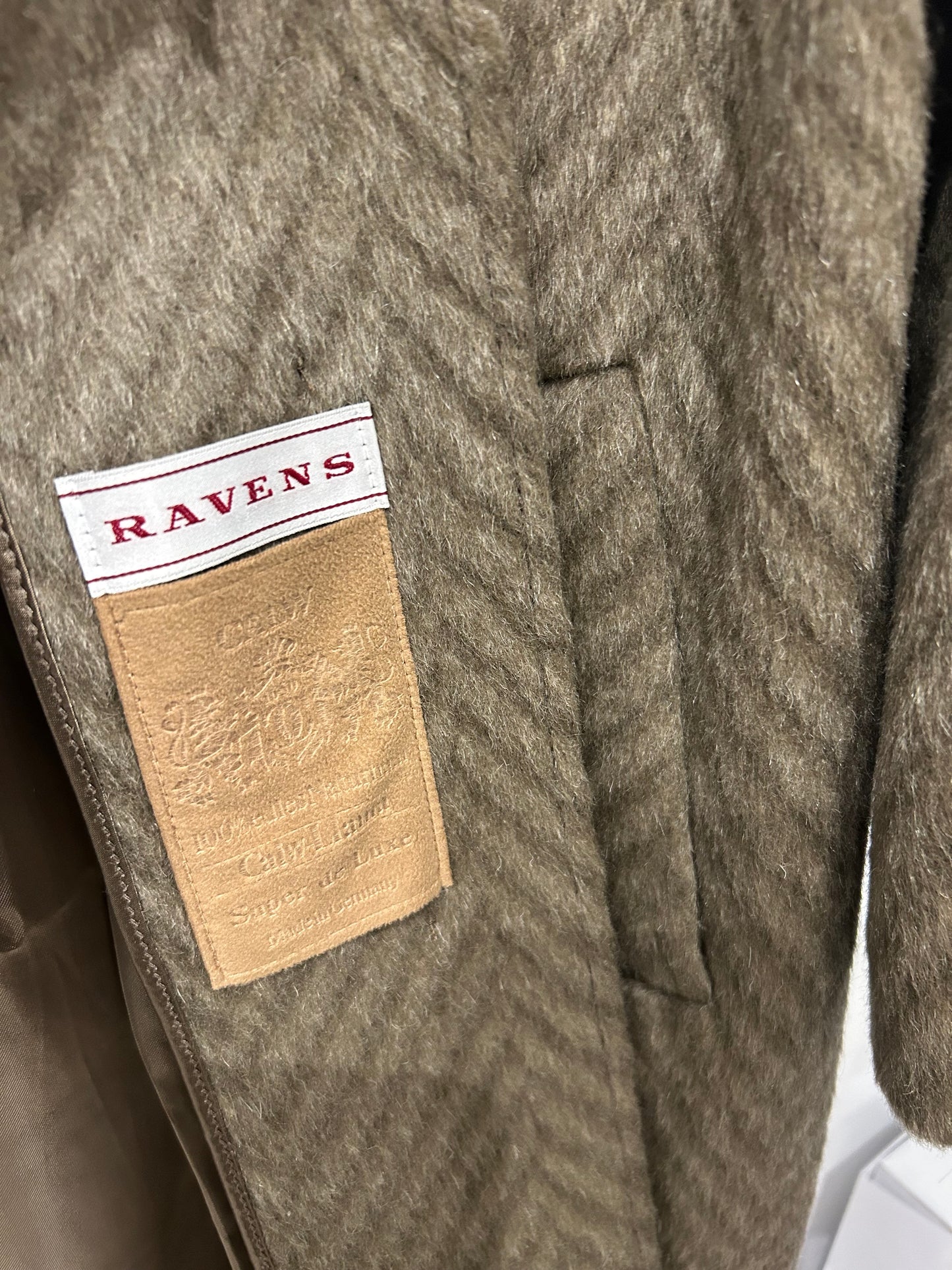 Vintage RAVENS fur coat