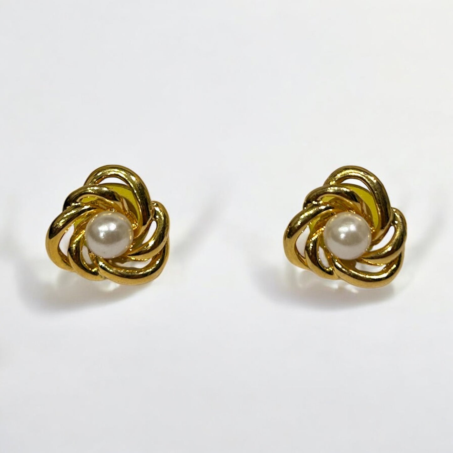 Vintage Gold-Plated Knot Earrings