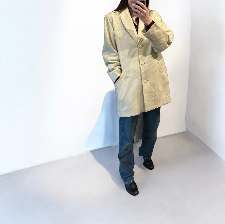 Vintage crème leather jacket