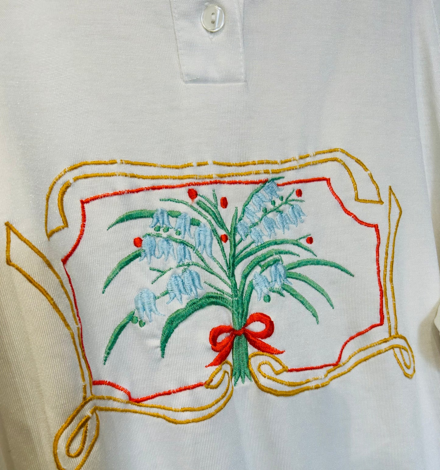 Vintage puffed sleeves top