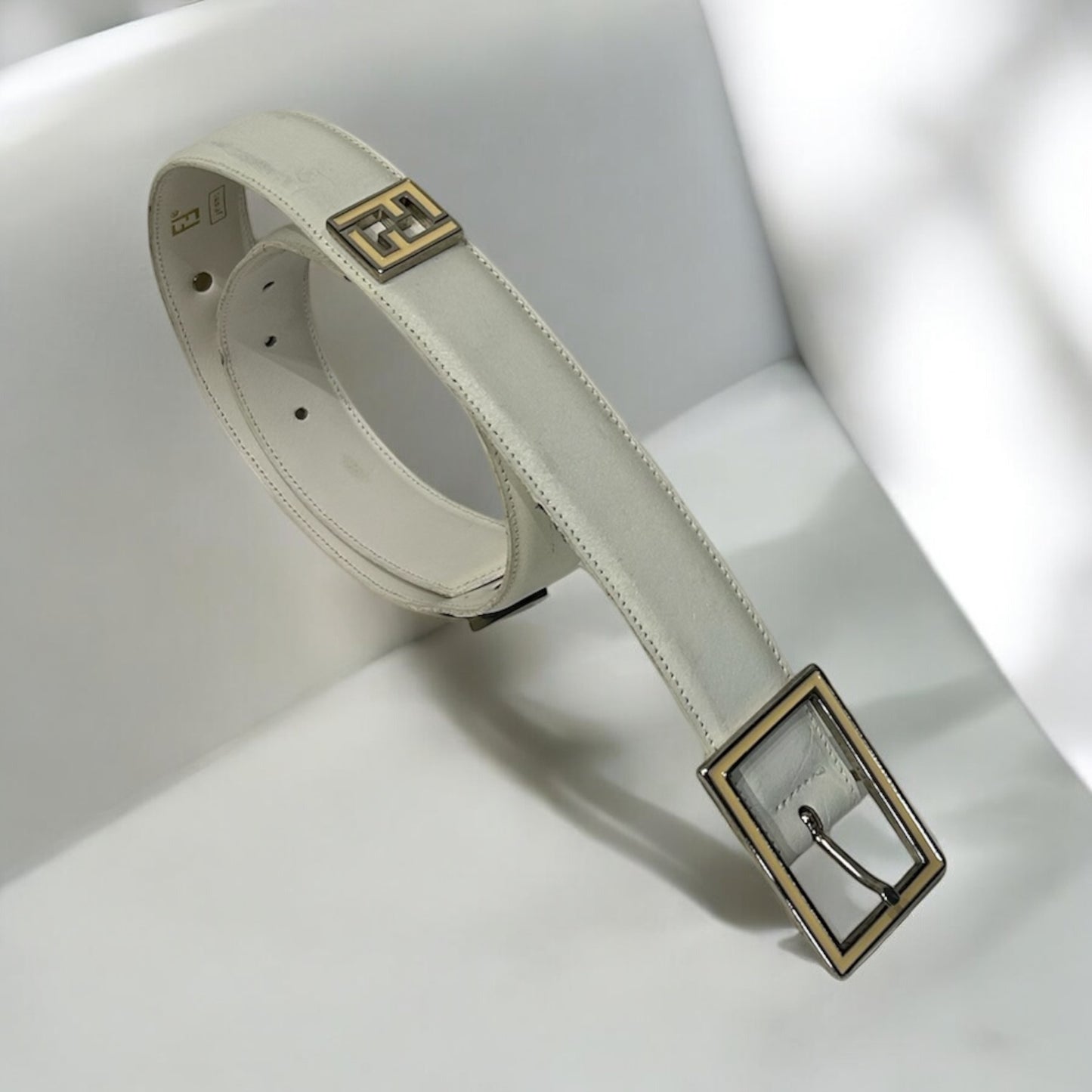 Vintage FENDI JEANS leather belt