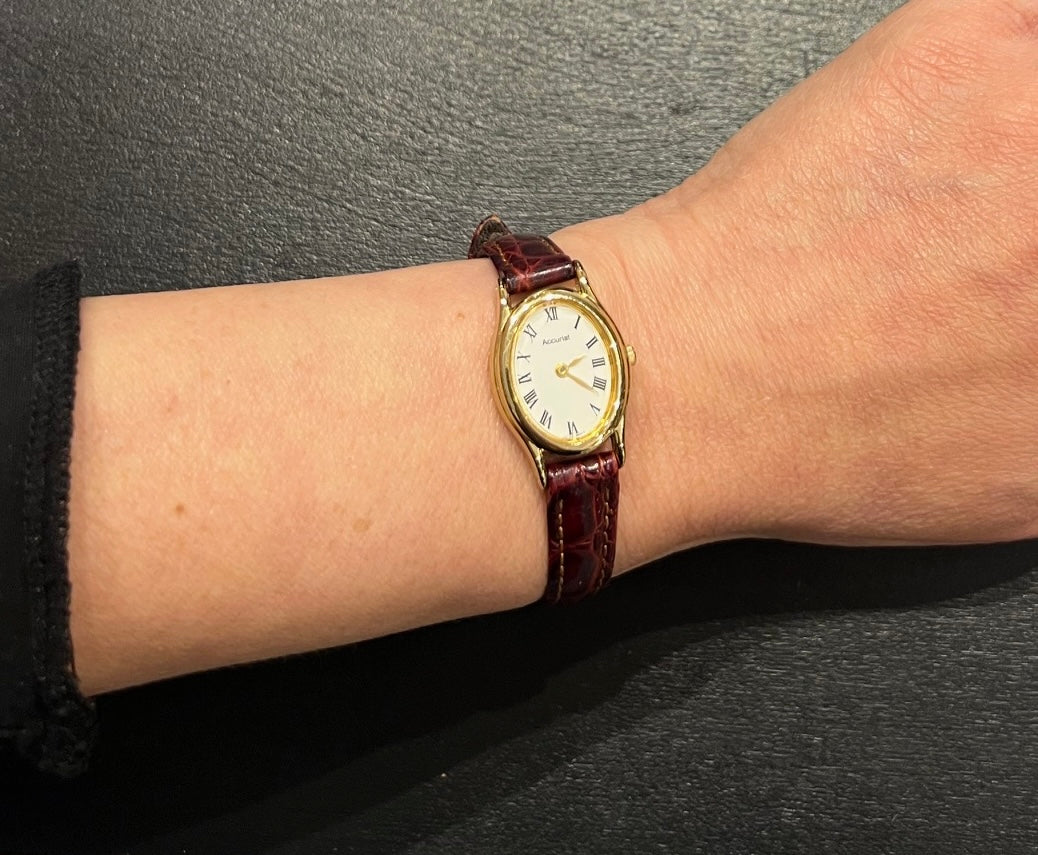 Vintage Accurist Oval watch