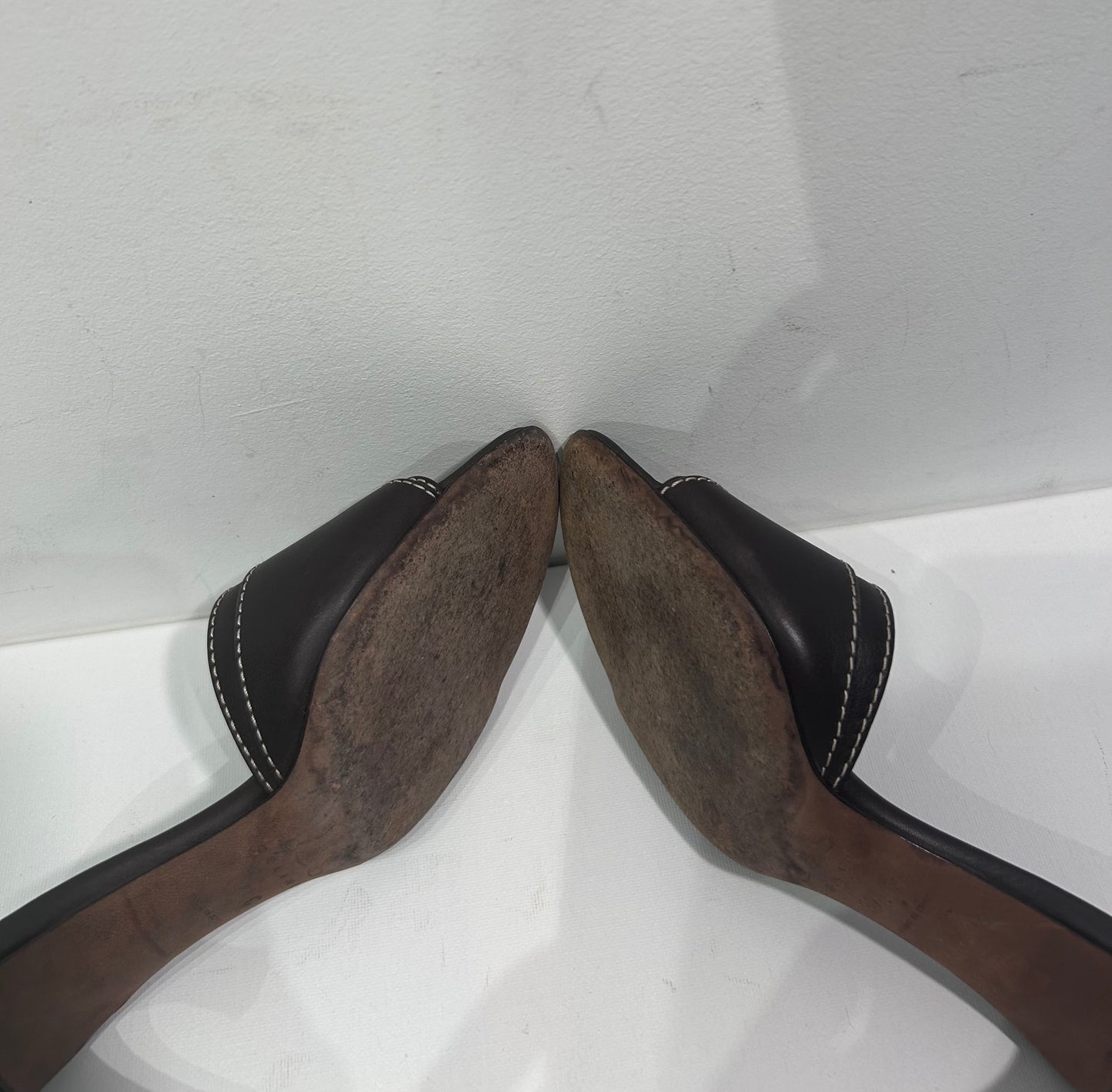 2000s Celine Leather Kitten Heel shoes with Triomphe Hardware