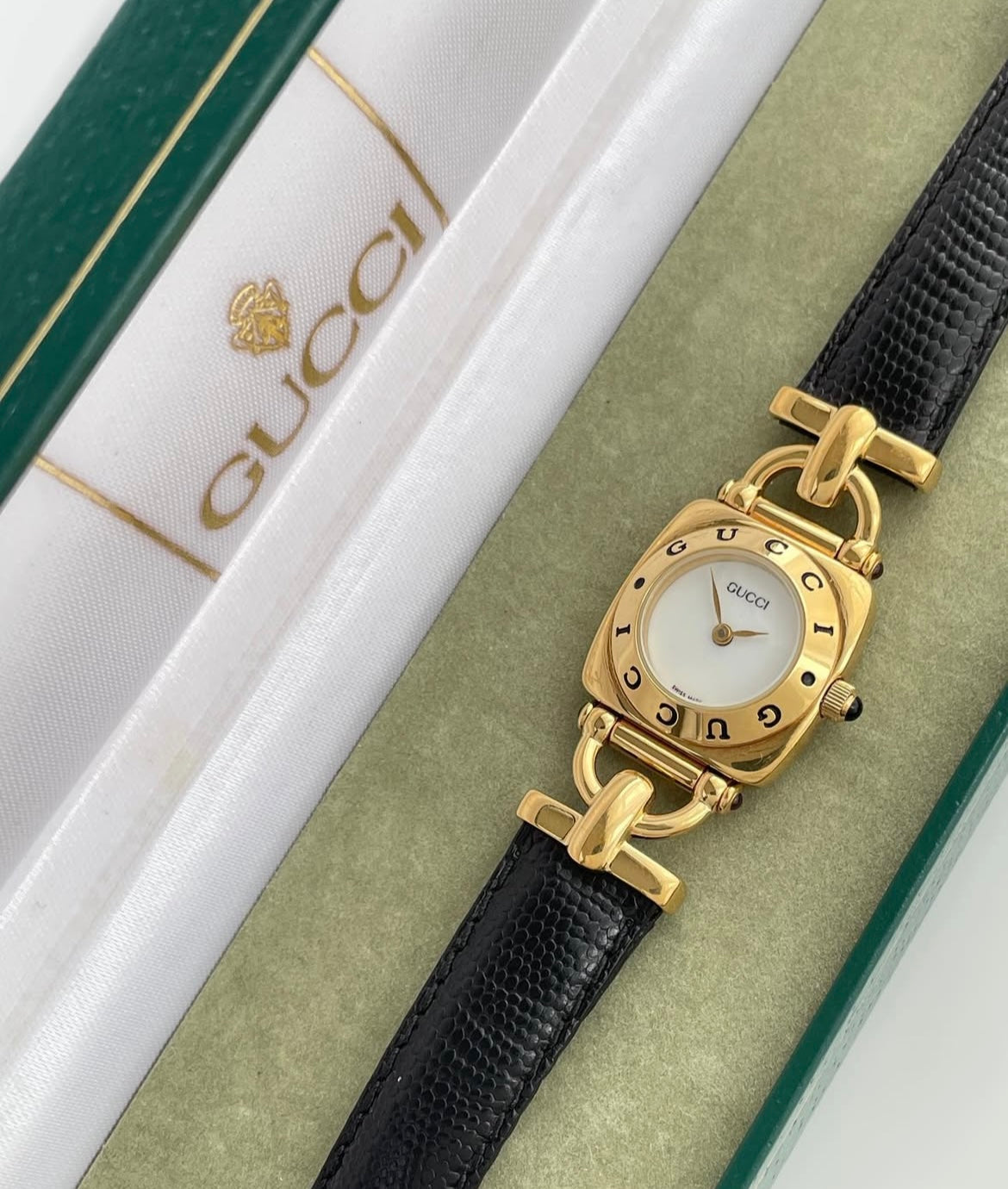 Vintage Gucci Hand Watch