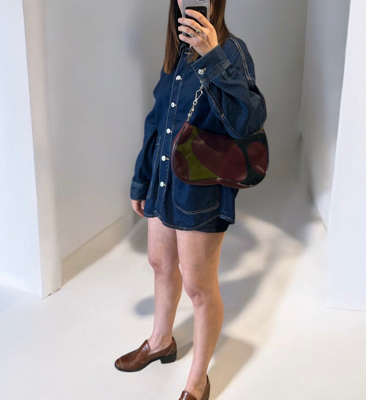 2000’s Prada leather shoulder bag