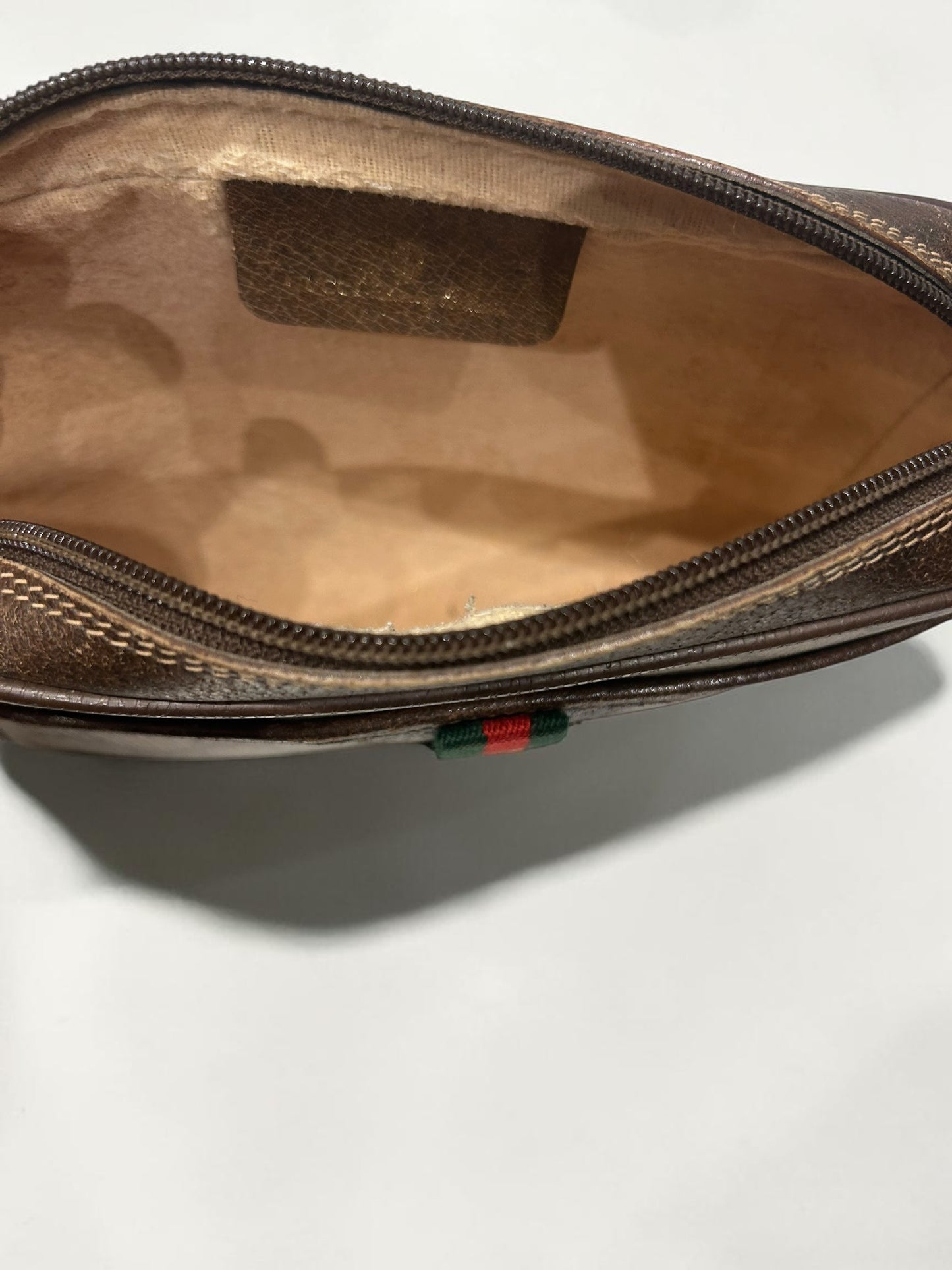 Vintage Gucci GG Supreme Crossbody Bag|Late 80s