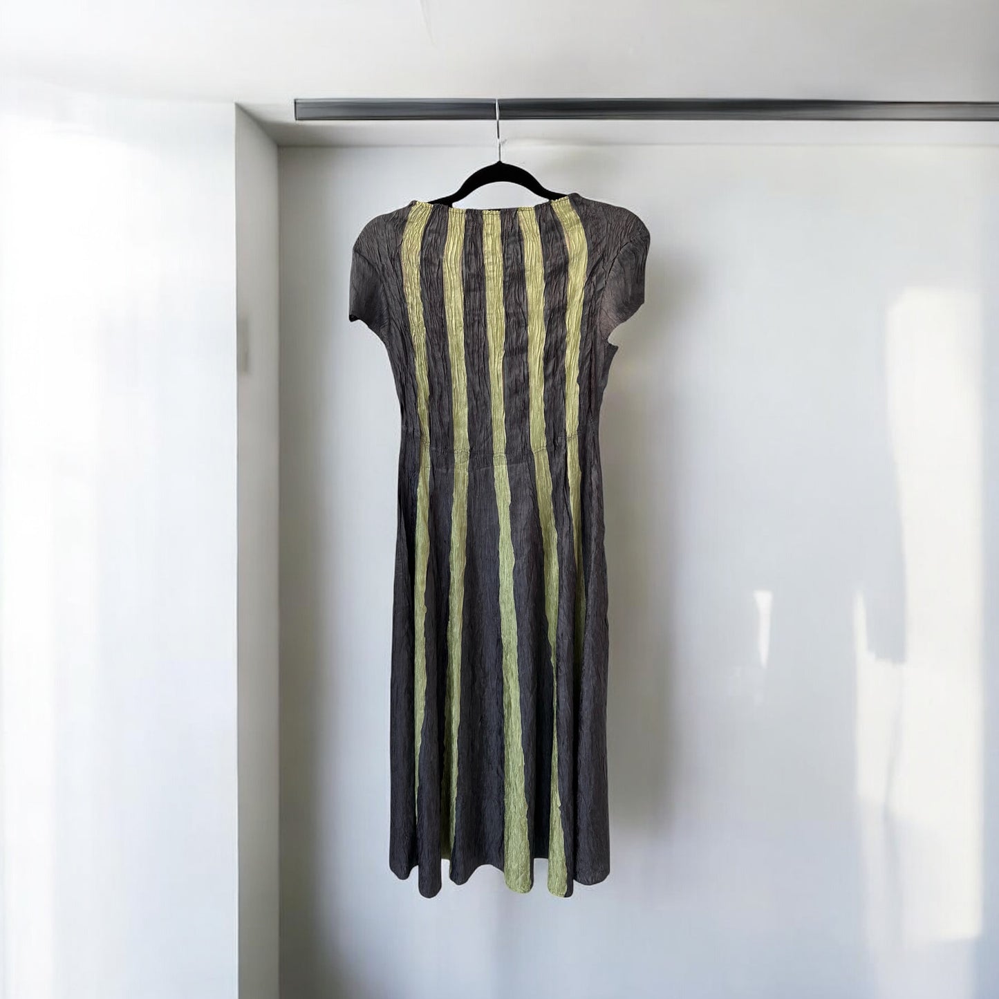 Vintage Crepe midi dress