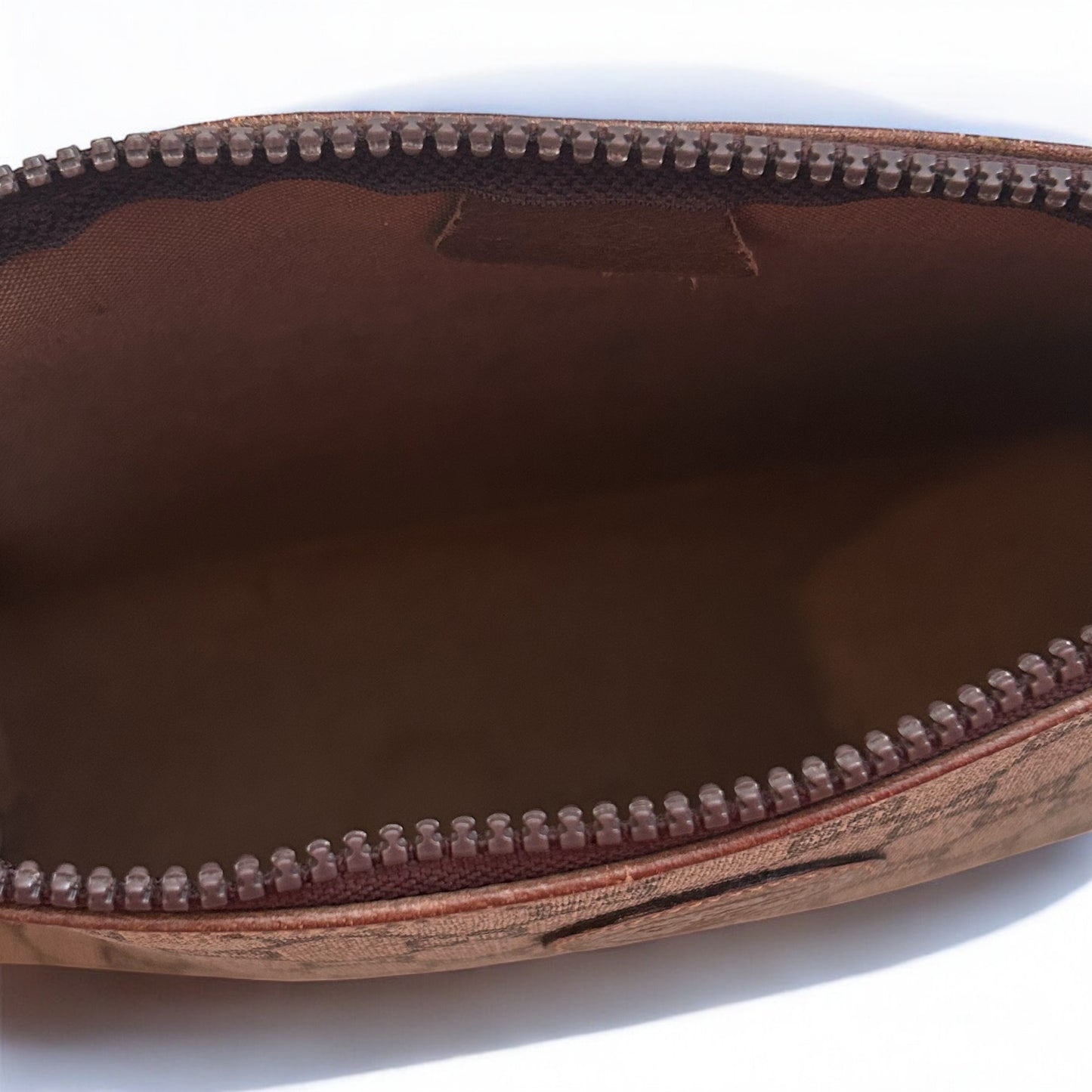 Vintage Gucci Plus Clutch bag