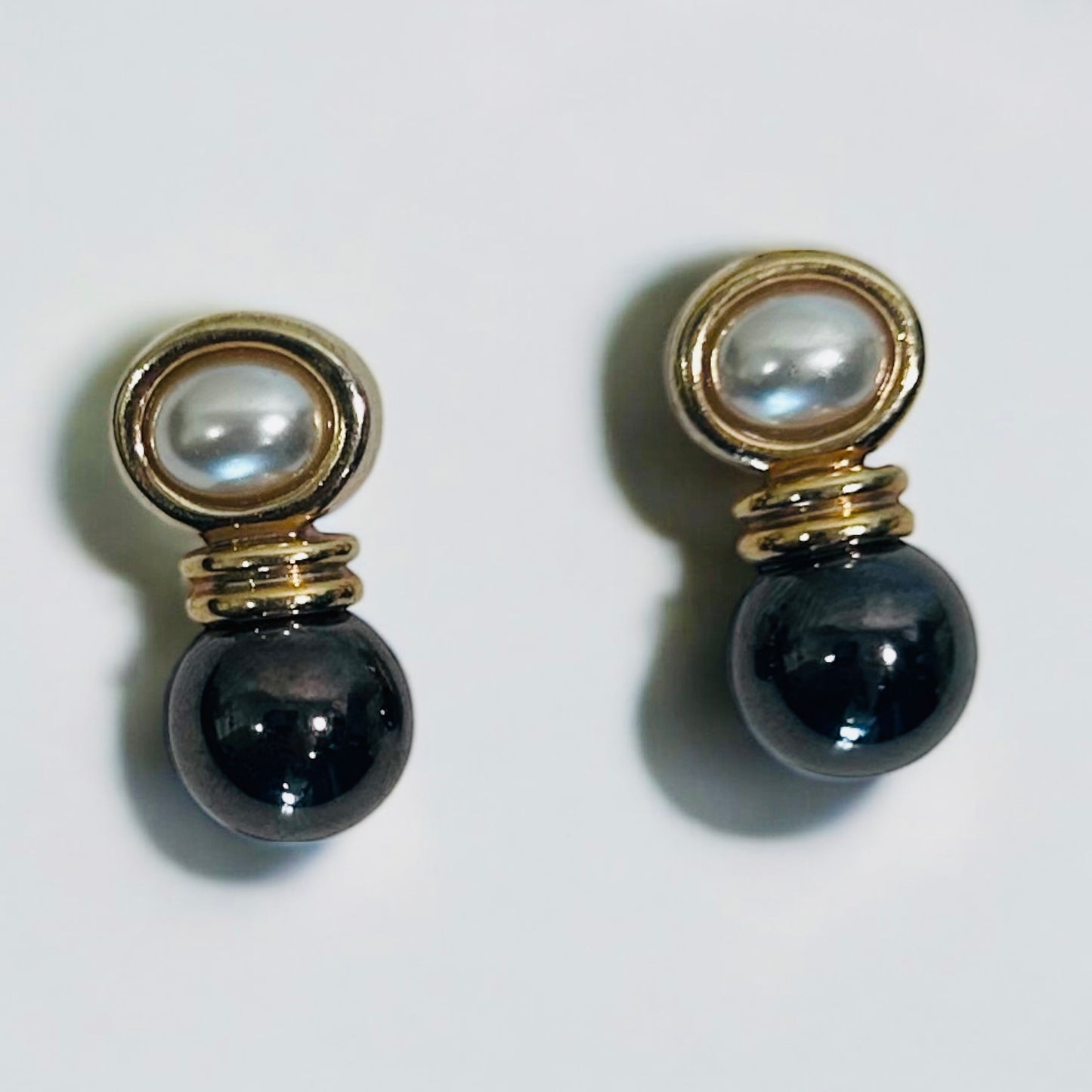 Vintage Gold-Plated Stud Earrings with Pearl and Hematite Beads