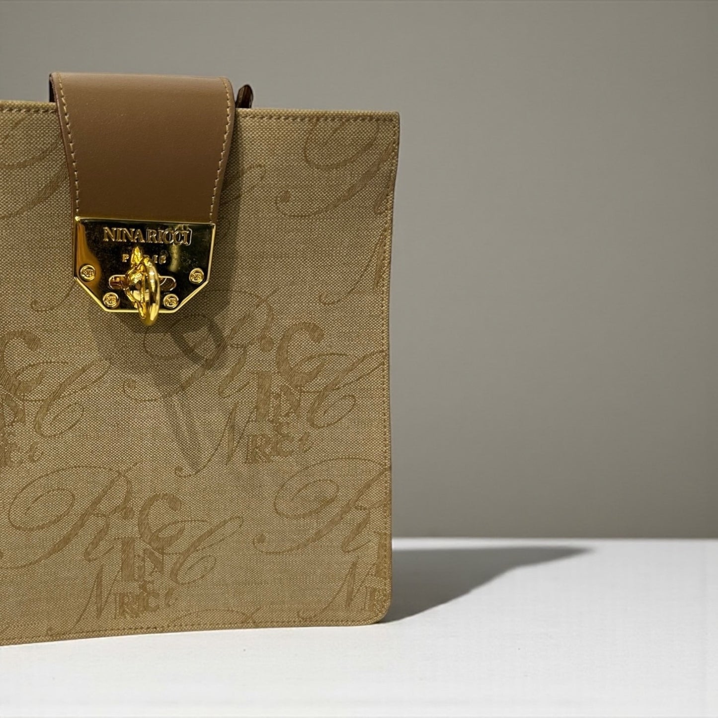 Vintage Nina Ricci Hand bag