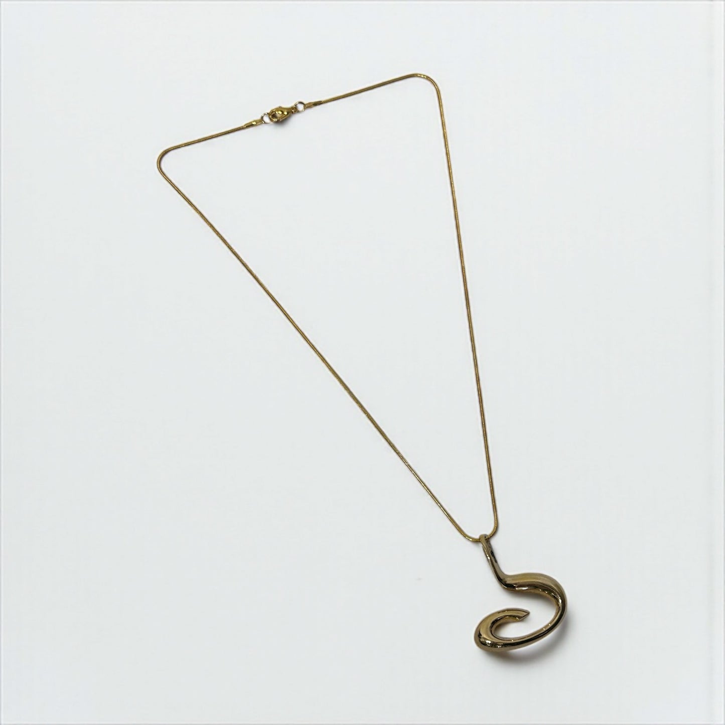 Vintage Wave Necklace