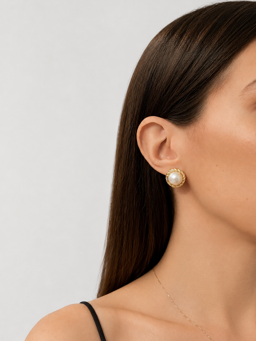 Vintage Gold-Plated Faux Pearl Clip-On Earrings| 1980s