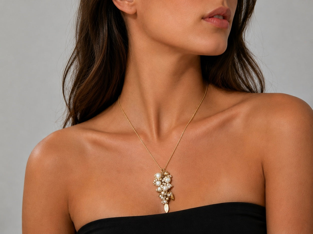 Vintage Faux Pearl Cluster Pendant Necklace