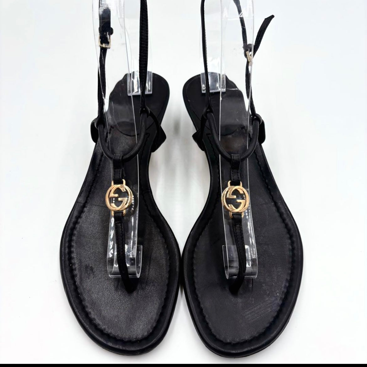 Gucci Logo Thong sandals