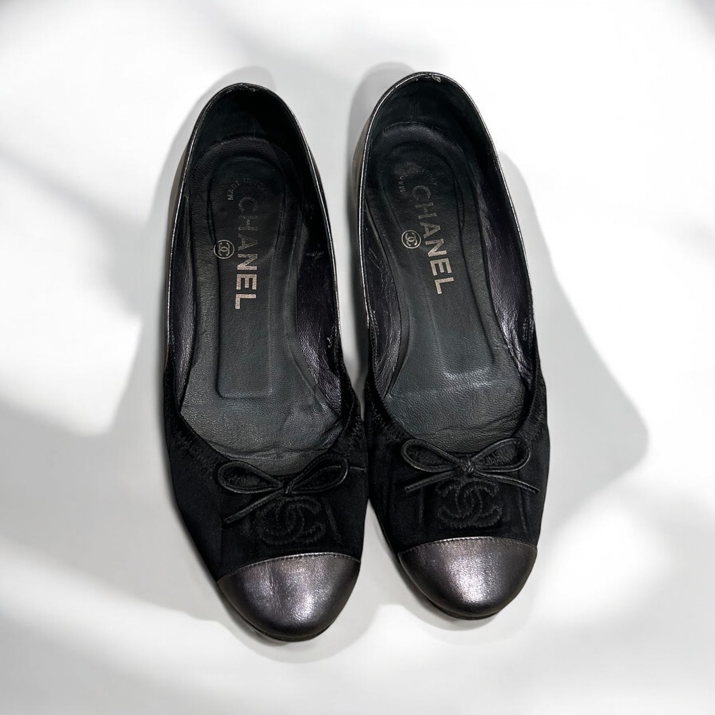 Chanel leather ballet flats