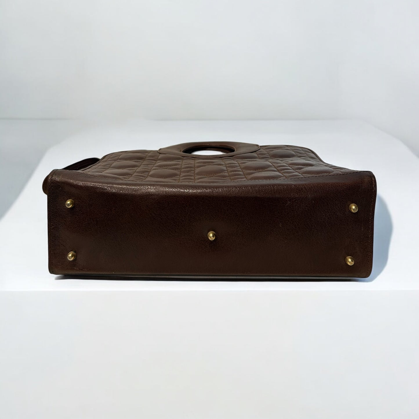 Vintage brown leather bag
