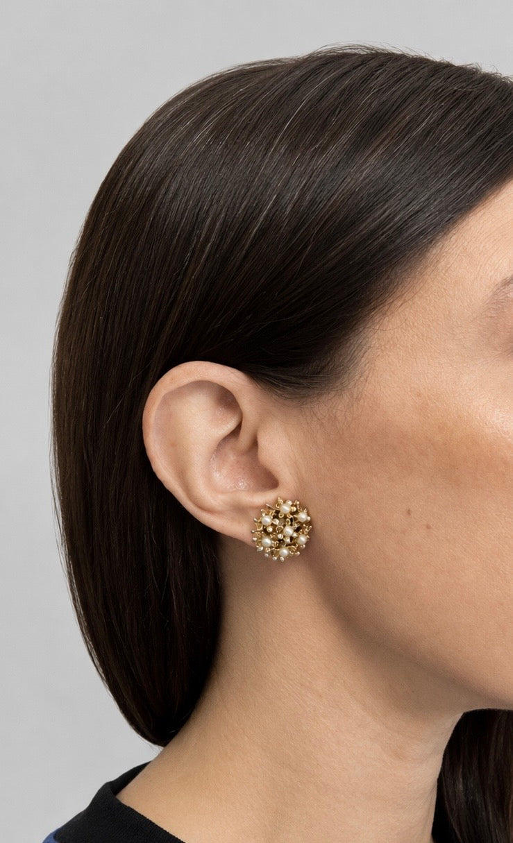 Vintage Gold Plated Floral Pearl Clip-On Earrings| 1990s