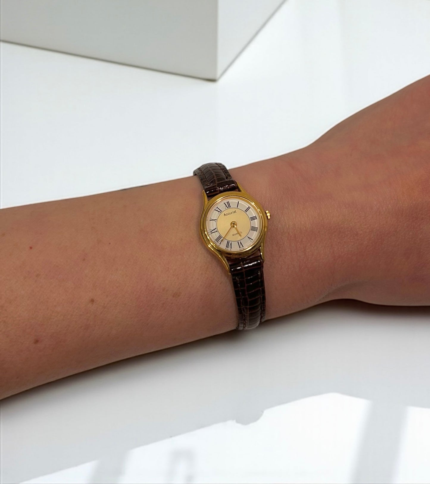 Vintage Accurist Hand Watch