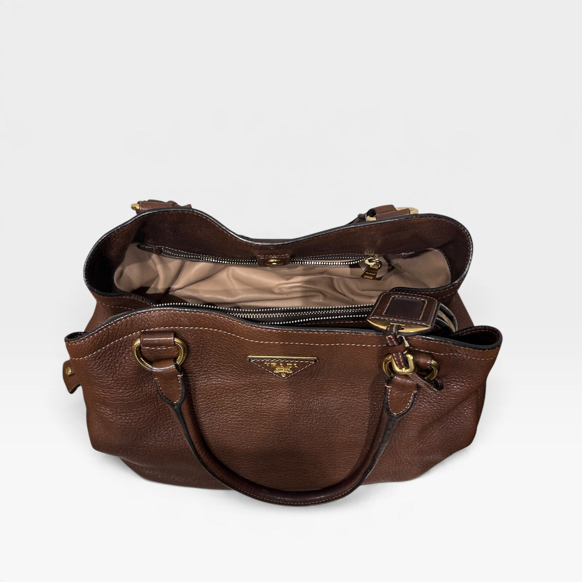 Vintage Prada Brown Leather Shoulder Bag | Early 2000s
‫