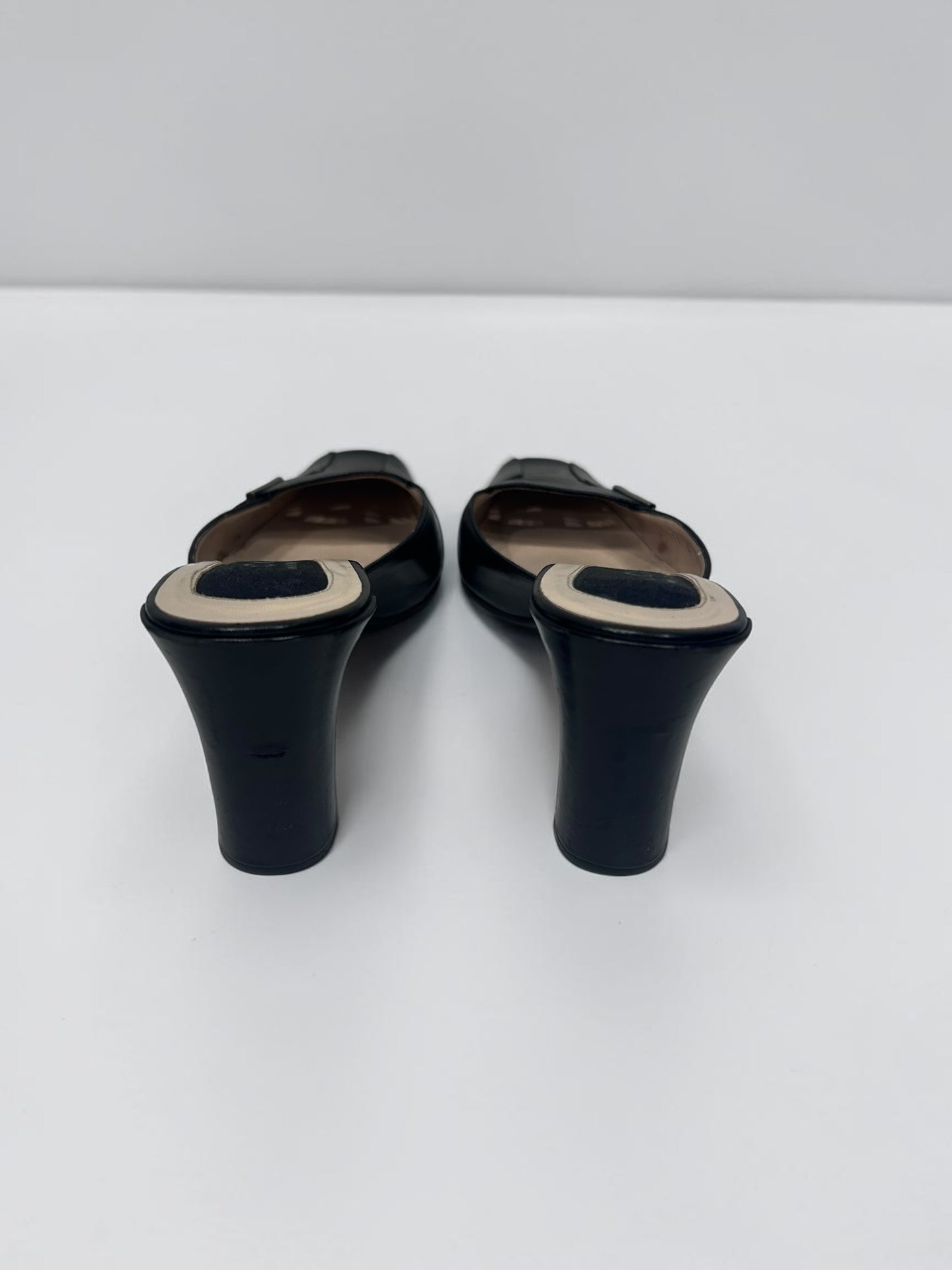 Vintage Gucci Black Leather Mule Heels| Early 2000s