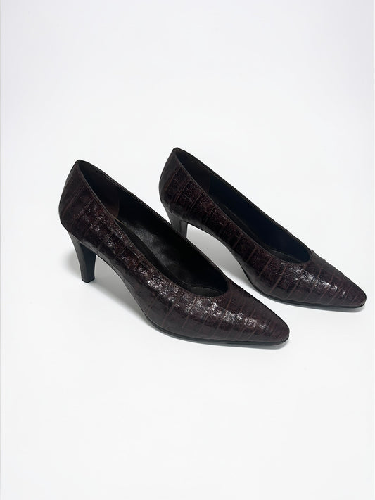 Vintage Prada Milano Croc-Embossed Leather Kitten Heel Pumps |Early 2000s