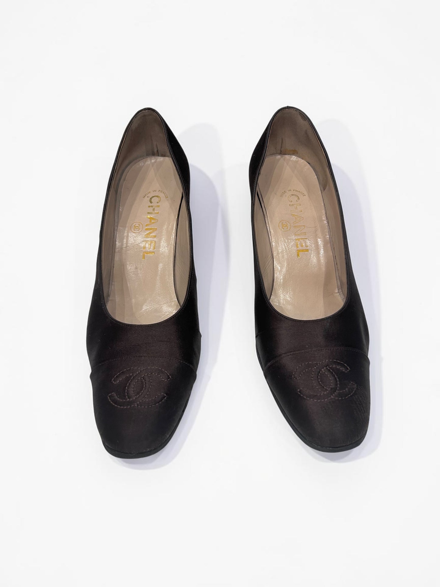 Vintage Chanel Satin Pumps|Late 1990s