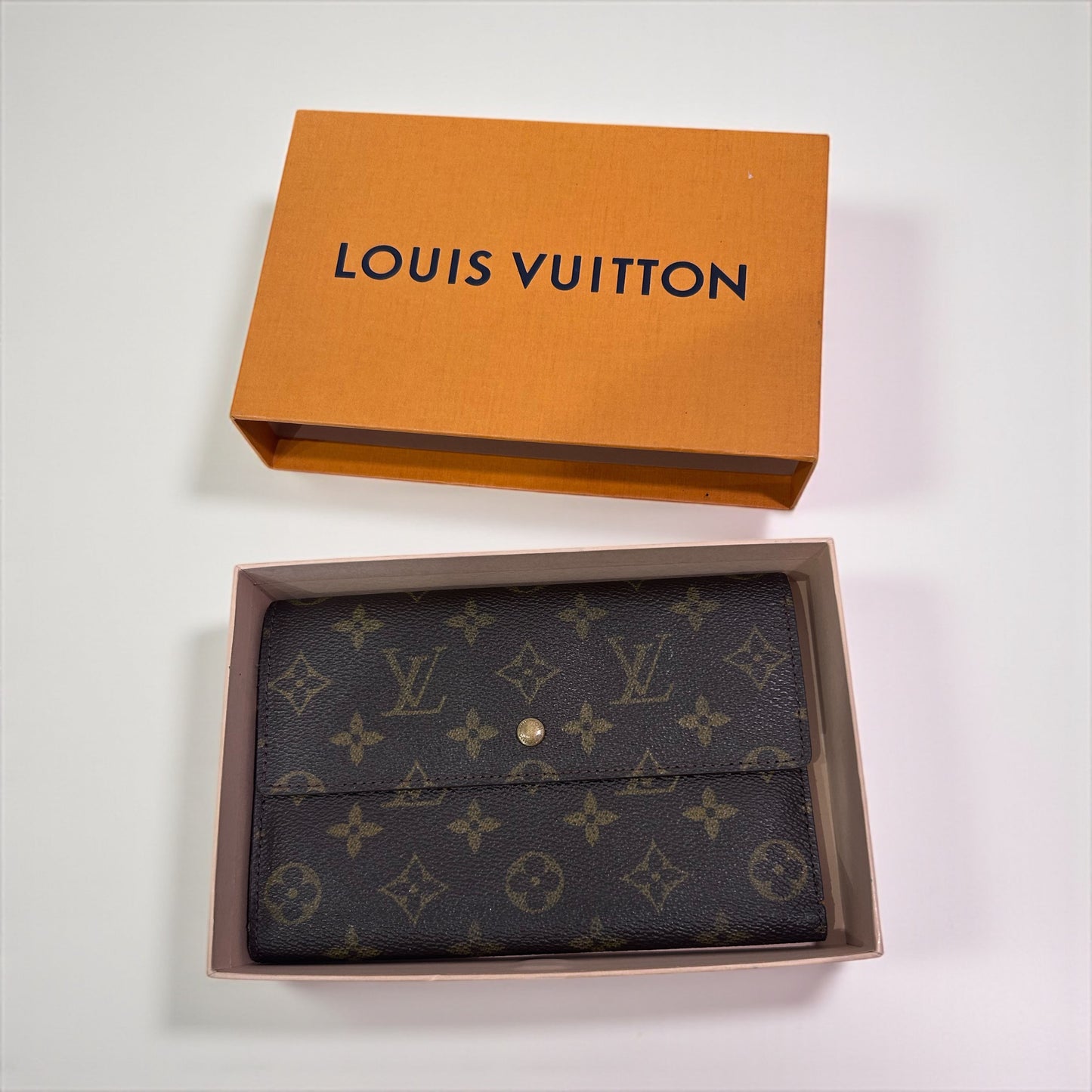 Vintage LV Sarah Long Wallet