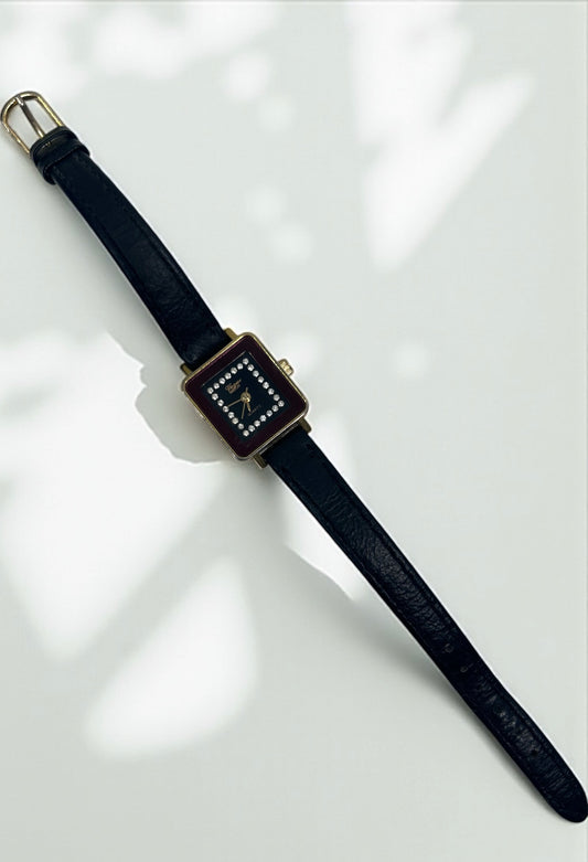 Vintage Vogue Hand Watch