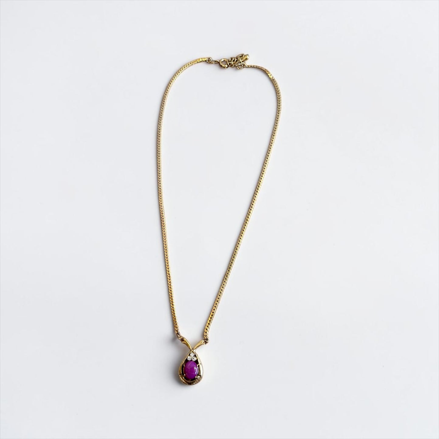 Vintage Gold Tone Pink Cabochon Teardrop Necklace