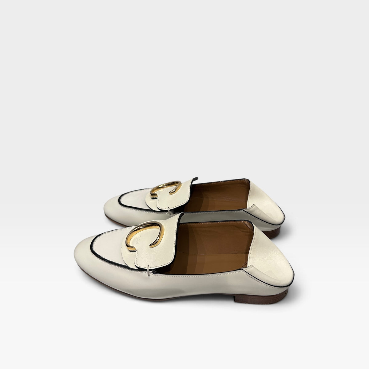 Chloé Cream Leather C Logo Convertible Loafers | 2019