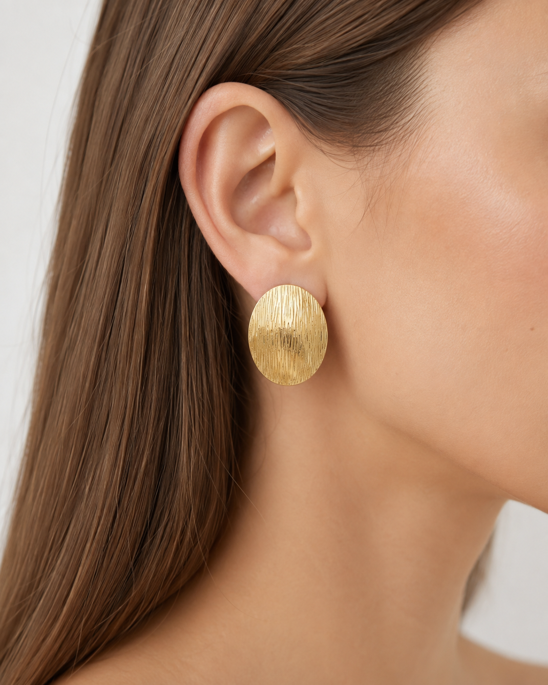 Vintage Gold-Plated Textured Oval Clip-On Earrings| 1980s