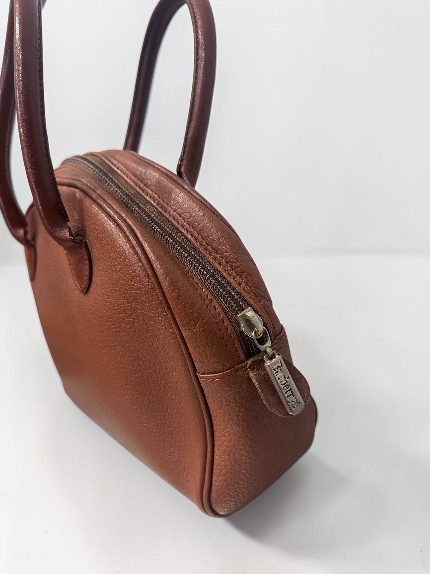 Vintage Burberry Brown Leather Dome Handbag | Late 1990s – Early 2000s