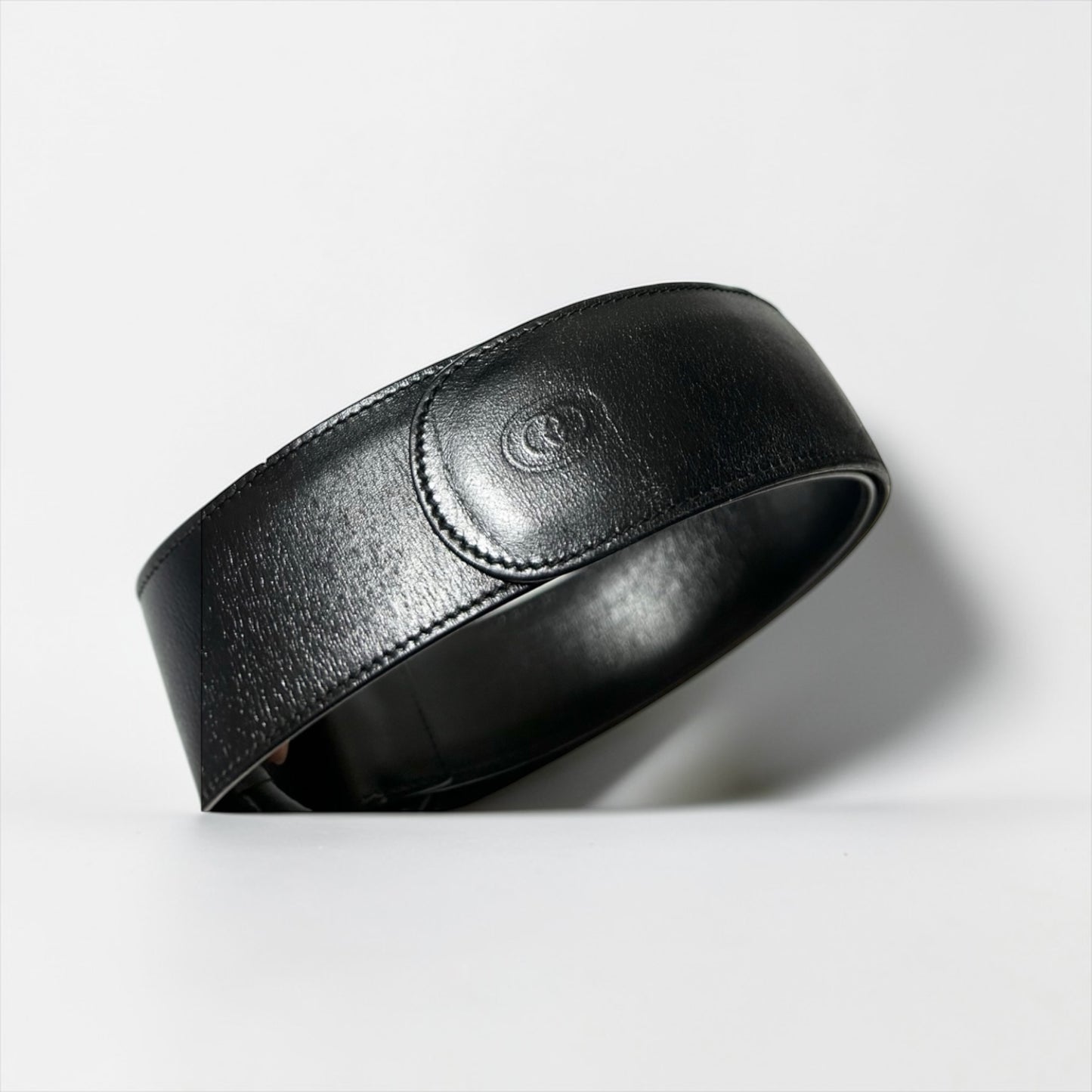 Vintage Gucci Wide Black Leather Belt with Round Buckle| 1980