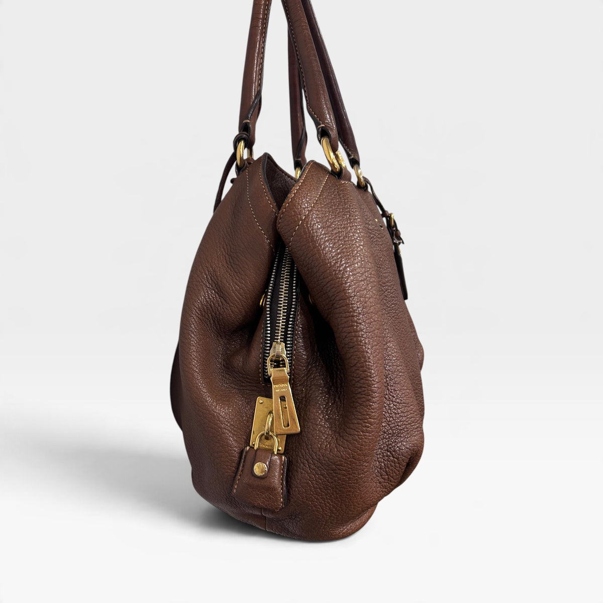 Vintage Prada Brown Leather Shoulder Bag | Early 2000s
‫