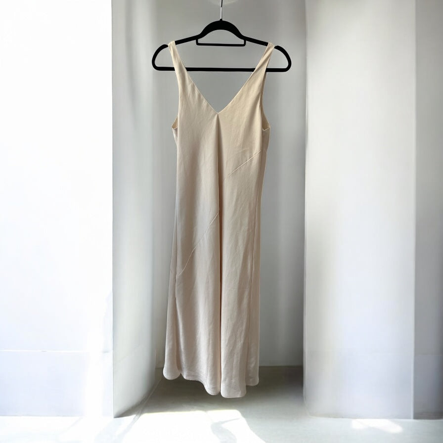 Line&Dot Satin maxi dress