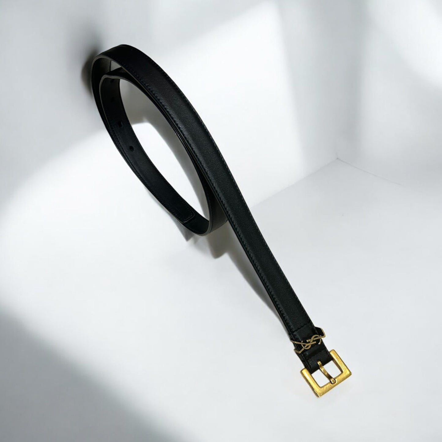 Yves saint Laurent Cassandra thin belt