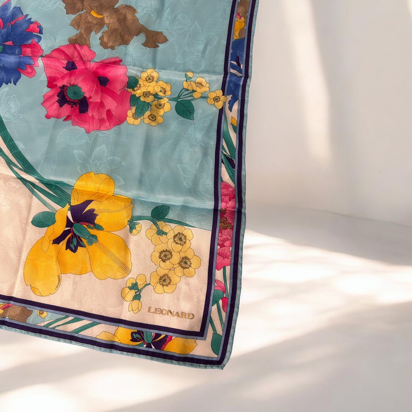 Vintage Leonardo Paris silk scarf