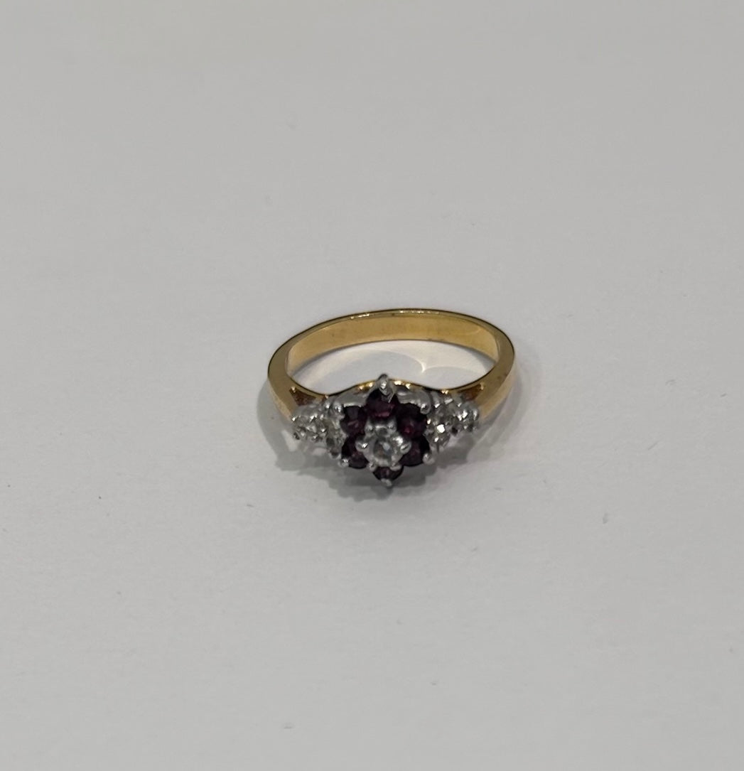 Vintage 14K Gold Cluster Ring