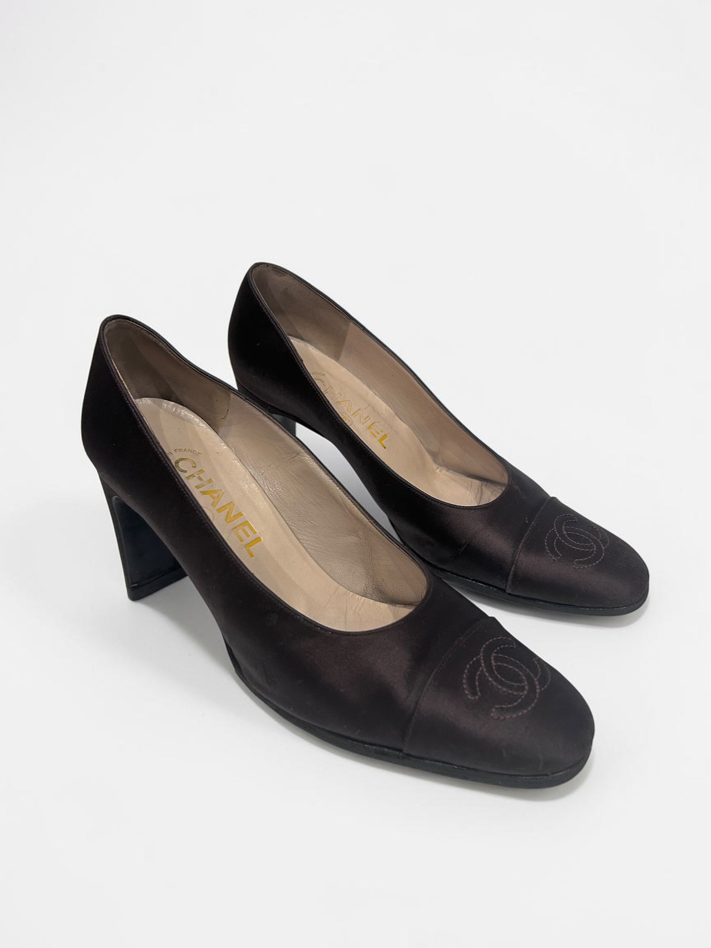 Vintage Chanel Satin Pumps|Late 1990s
