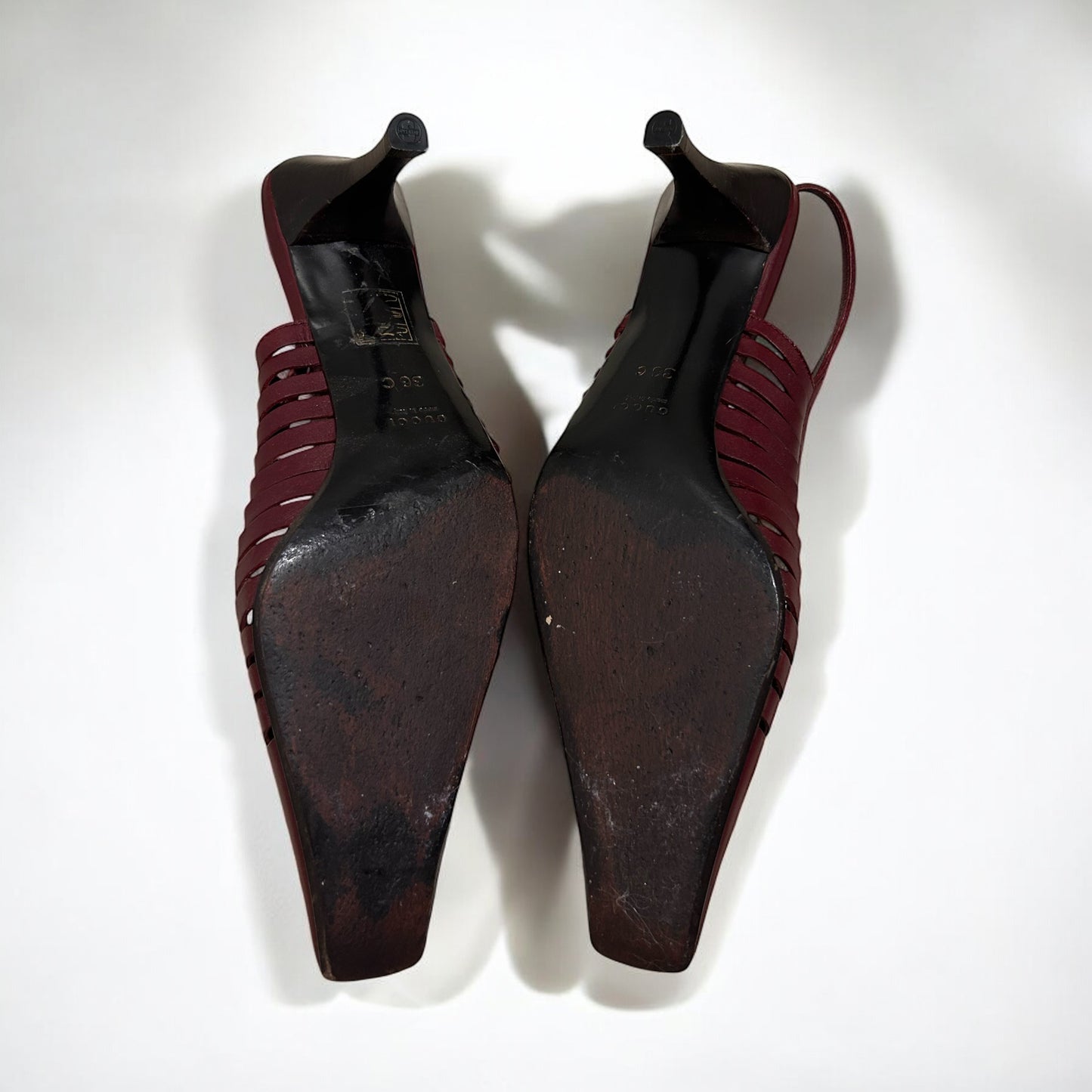 Vintage Gucci Burgundy slingback shoes
