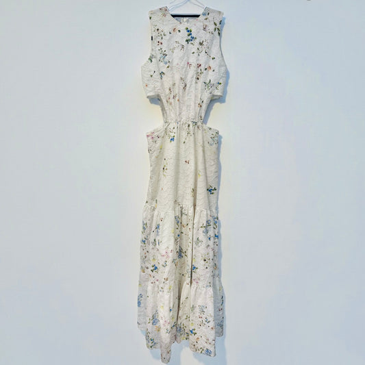 Parlez de Vous Floral Lace Cut-Out Maxi Dress