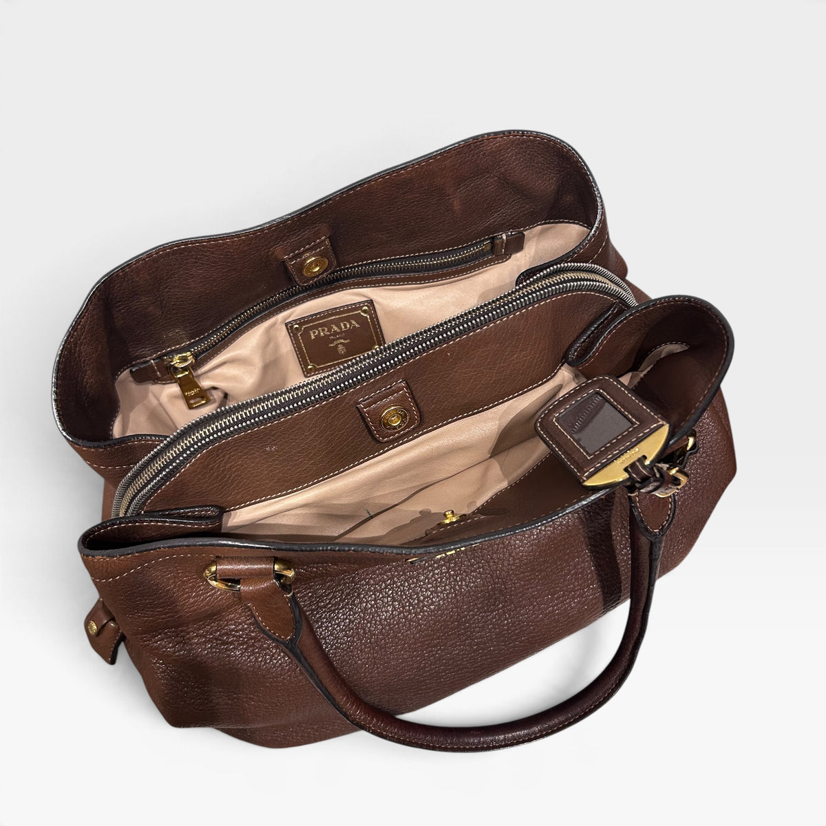 Vintage Prada Brown Leather Shoulder Bag | Early 2000s
‫