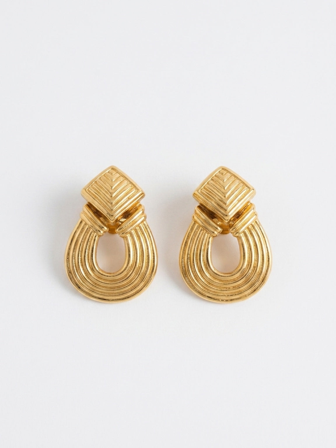 Vintage Gold-Plated Statement Clip-On Earring| 1980s