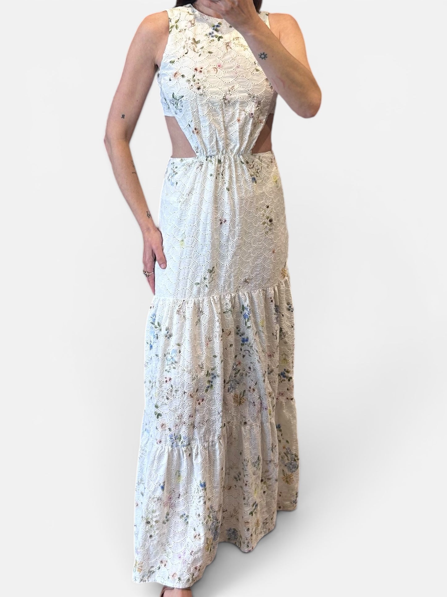 Parlez de Vous Floral Lace Cut-Out Maxi Dress