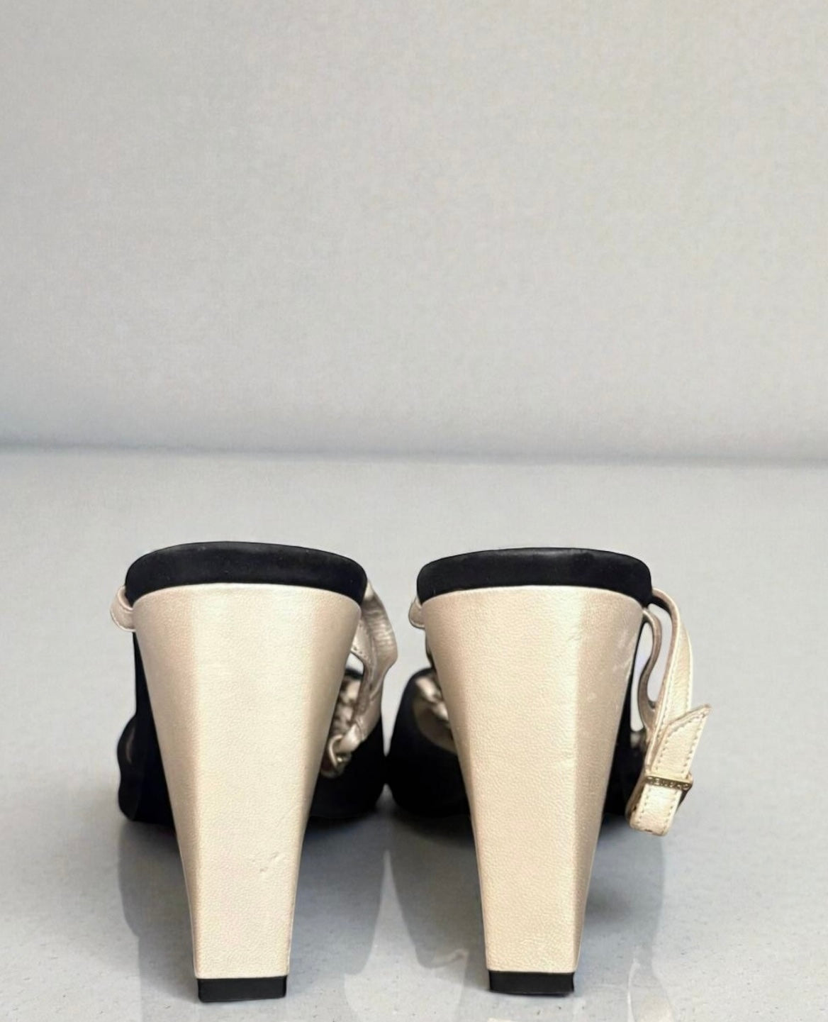 Vintage Chanel Two-Tone Slingback Pumps with Chain Detail|Late 1990s
