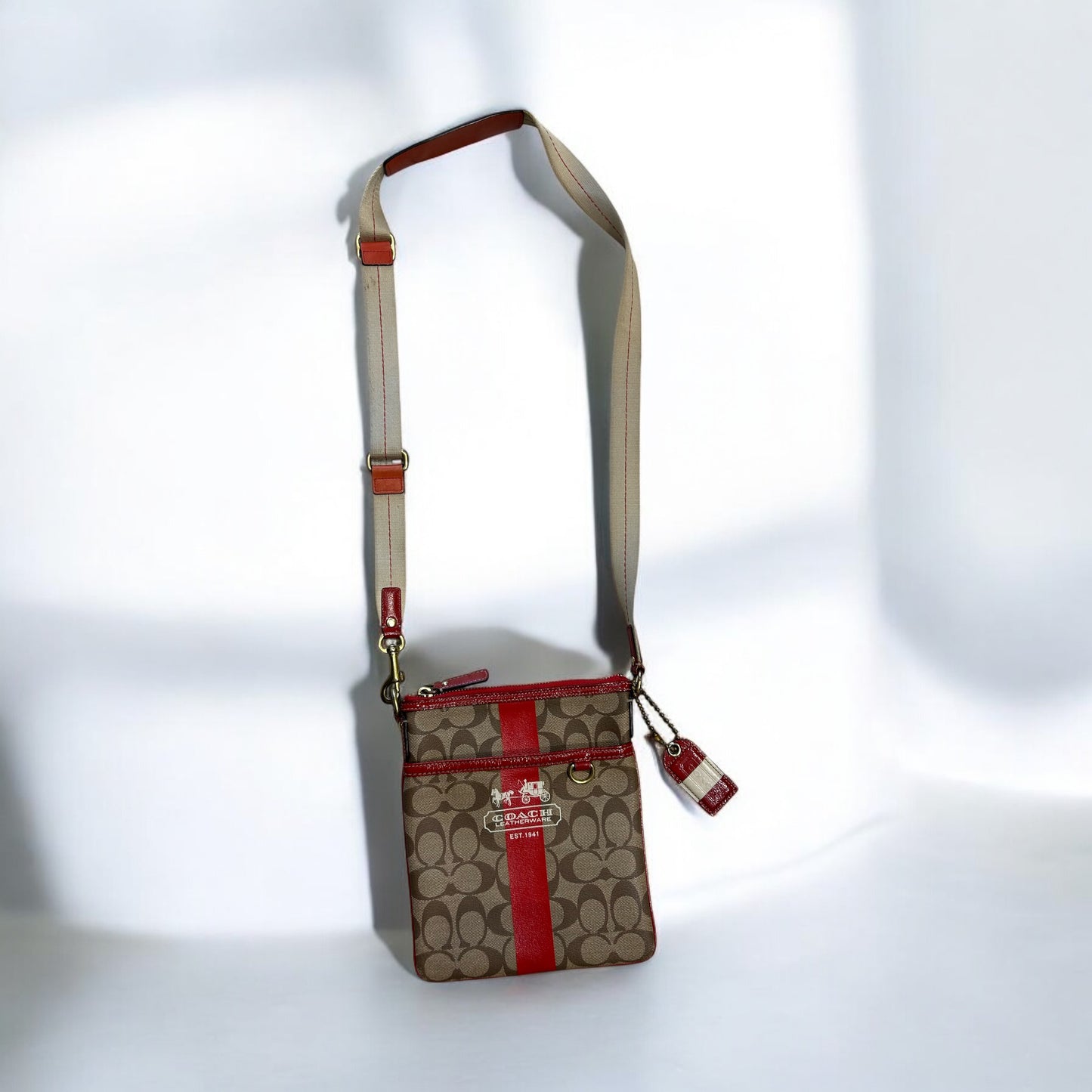 Vintage Coach Crossbody/ shoulder bag