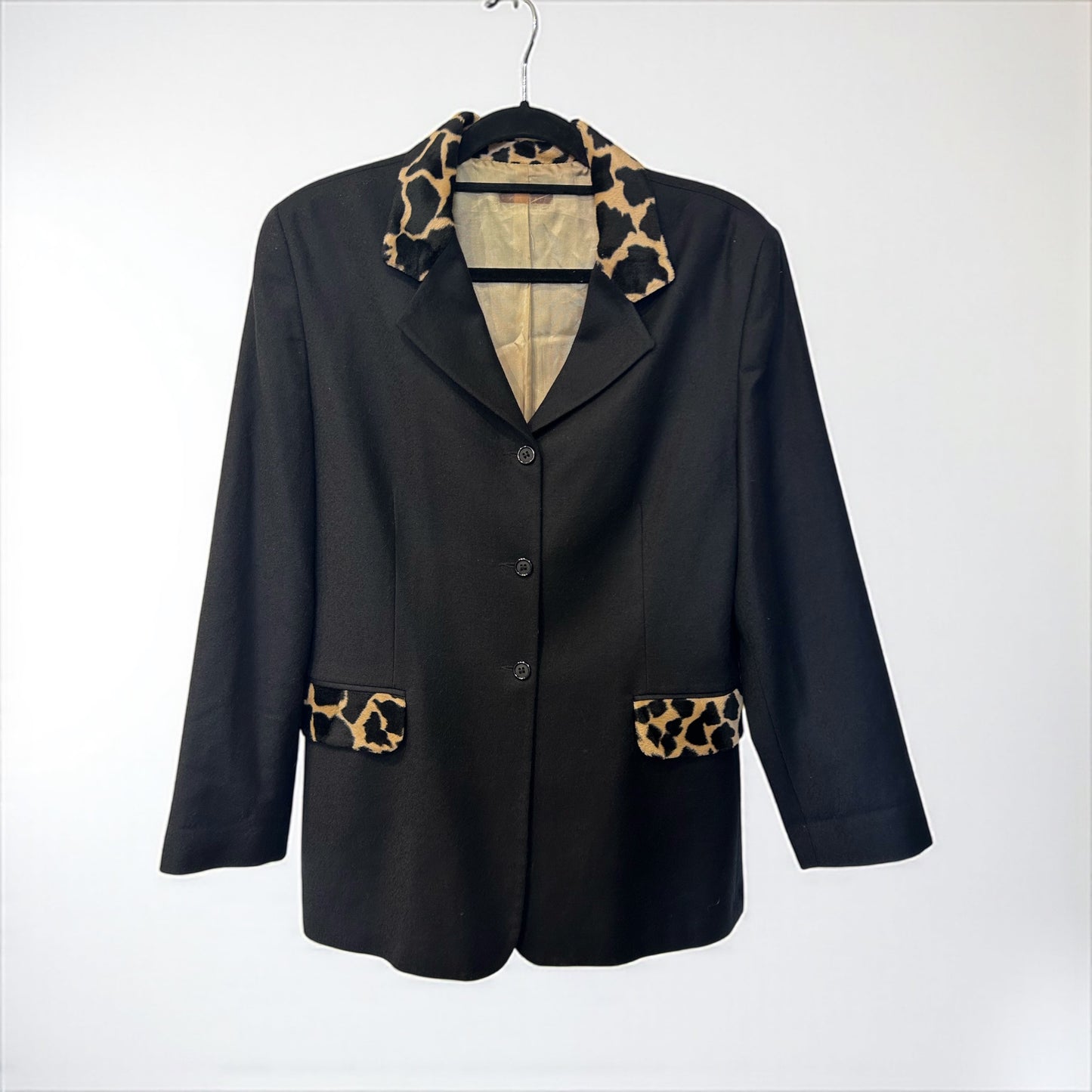 Vintage Blazer with Leopard Print Collar and Pocket Details