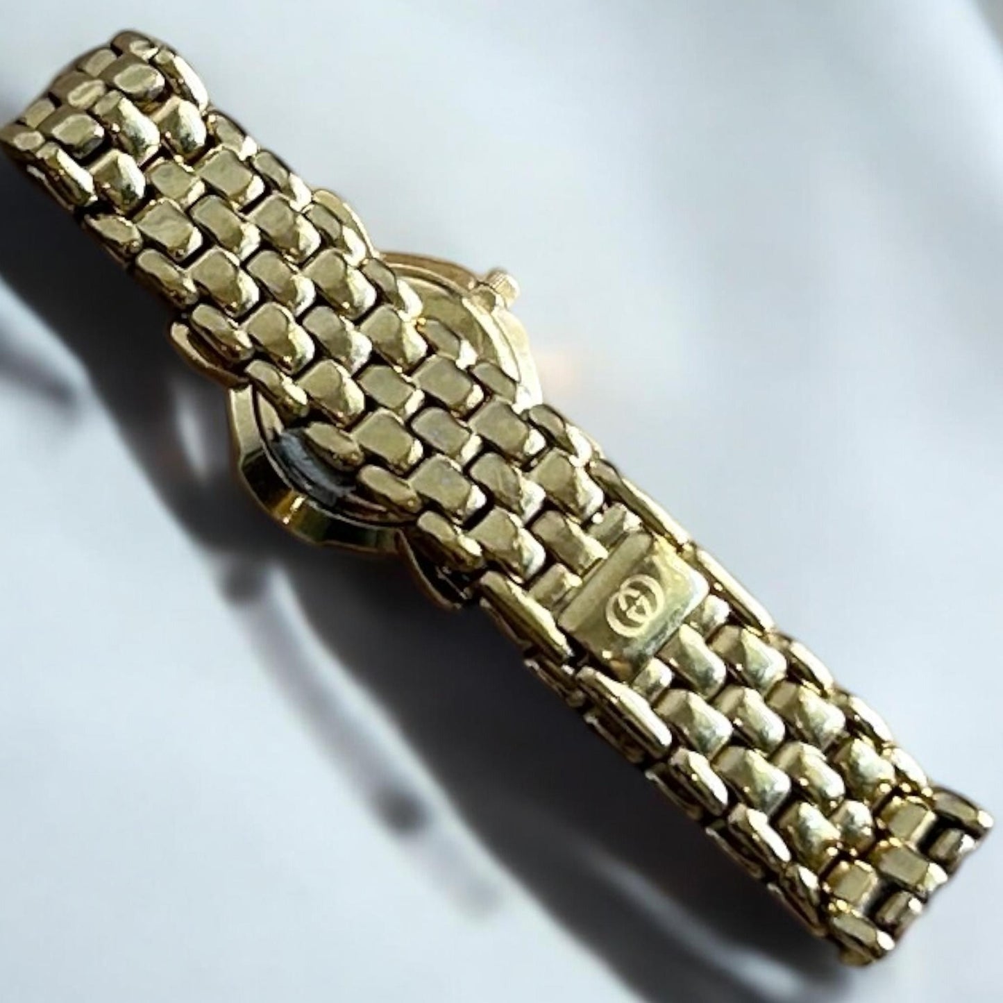 Vintage Gucci Gold Plated Roman Dial Watch – Swiss Made|90s