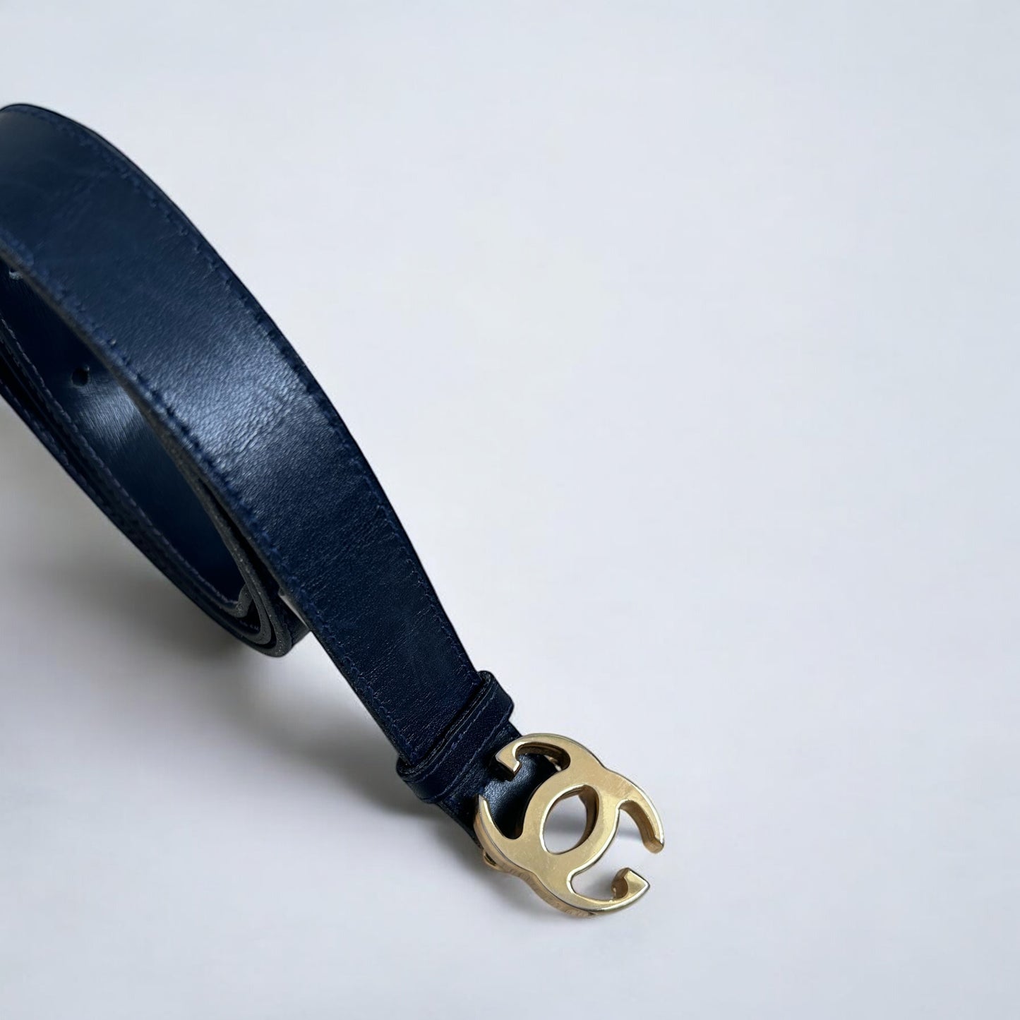 Vintage Gucci Navy Leather Belt with Gold GG Logo Buckle