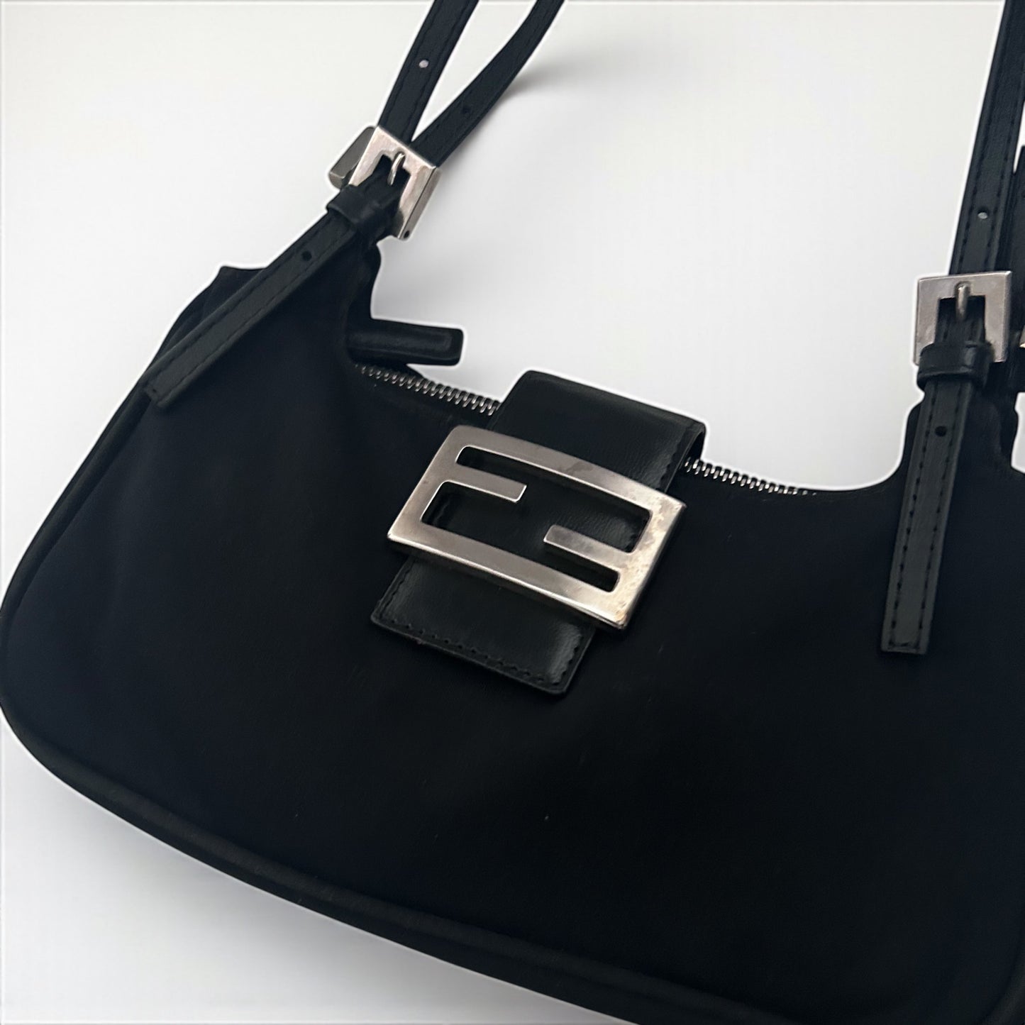 Vintage FENDI Baguette bag